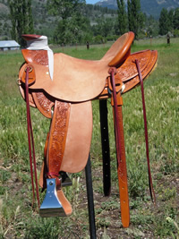 Stamped Saddles with Half Double Sirrup Leathers : Image 3