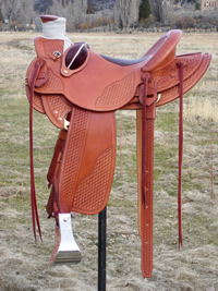 Stamped Saddles with Half Double Sirrup Leathers : Image 9